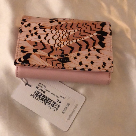 Ted Baker London Ferel Sunburst Feather Pink Leather Trifold Wallet NWT - Picture 3 of 15